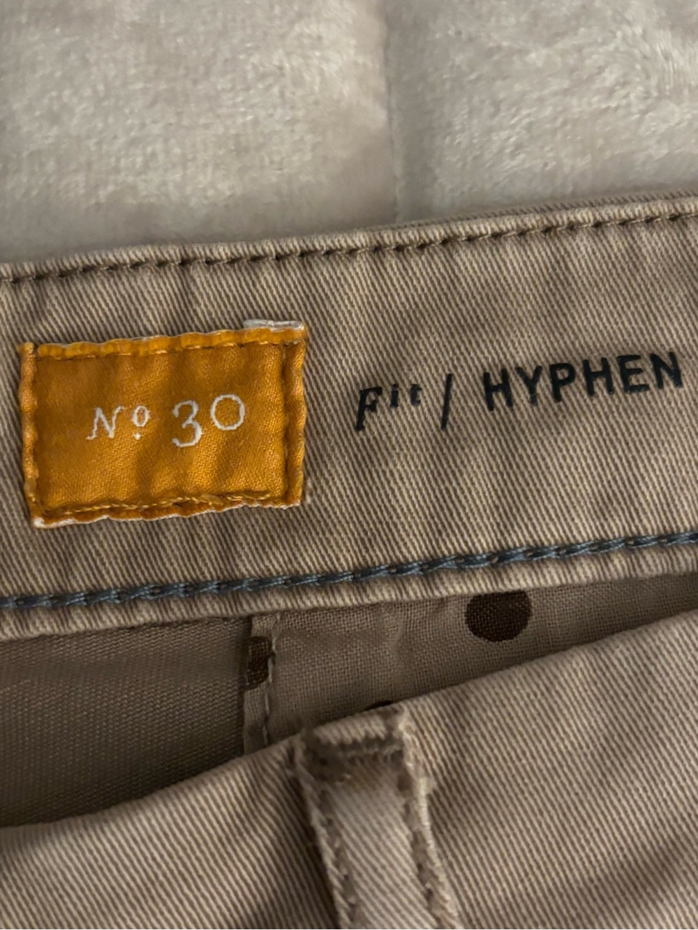 Pilcro and the Letterpress Hyphen Chino Shorts Women’s Size 30 Beige - Picture 8 of 9